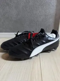 Puma プーマキングプロ21HG/AGサッカー　スパイク ブラック/ホワイトのサムネイル