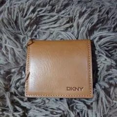 DKNY ベージュ コインケース