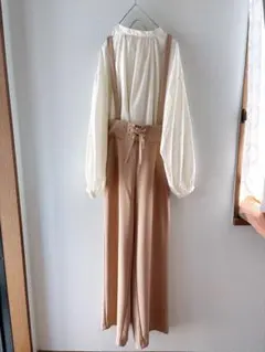 INGNIピンクベージュ　さろペットワイドパンツ