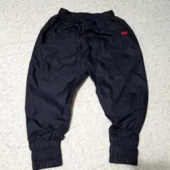 未使用BEAU LOVES 黒ナイロンシャカシャカパンツ　2/3のサムネイル