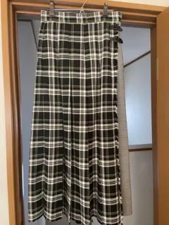 niko and…のロングスカートです
