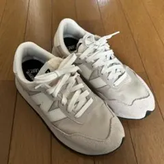 Item thumbnail for item d81e62fd-8f92-4206-832d-90b1939a6320