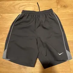 Nike ブラック水着ショーツ