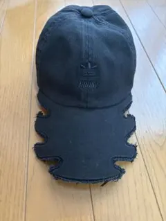 adidas AVAVAV ブラック キャップ OSFM