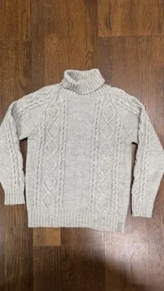 ハイネック ニット