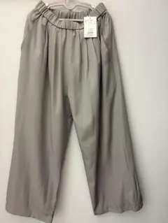 【新品タグ付き】Ungrid ウエストギャザーデザインラフパンツ