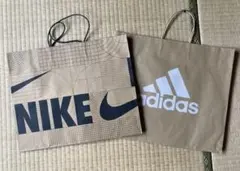 NIKE、adidas ショッパーのサムネイル