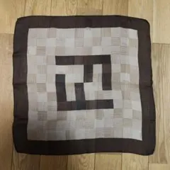FENDI フェンディ スカーフ バンダナのサムネイル