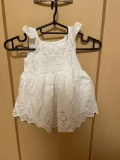 baby GAP 刺繍入りホワイトワンピース 12-18ヶ月