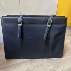 ★美品★ ビジネスバッグ ブラック レディースのサムネイル