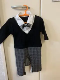 タキシード風ベビーセレモニースーツ