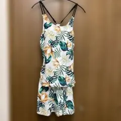 体型カバー　フラワープリント セパレート水着セット　LL