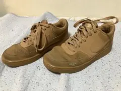 ナイキ コート ビジョン ロー　CD5463-200 24.5cm