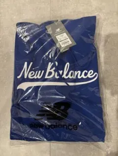 ニューバランス　パーカー