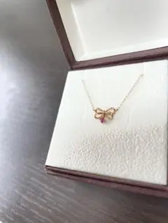 ポンテヴェキオK18リボンモチーフ ネックレス ルビー サファイア 