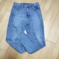 ライトブルーストレートデニムパンツ UNIQLO