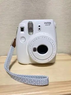 チェキ instax mini 8+ ホワイト 動作品