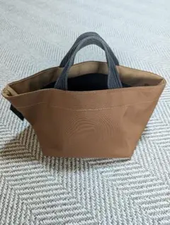 エルベシャプリエ (ナイロン舟型トートS)