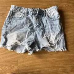 Stradivarius ハイウエスト ショートパンツ 26インチ