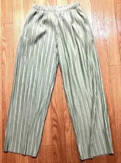 【美品】ローリーズファーム ランダムプリーツパンツ ミントグリーン F