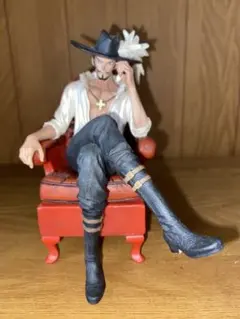 ONE PIECE ジュラキュール・ミホーク 海外フィギュア 35cm - メルカリ