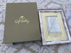 新品NARUMI Gift Gallery パール装飾 フォトフレームのサムネイル