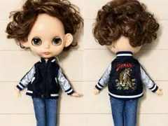 ネオブライス・アイシードール用　ハンドメイドスカジャン　ネイビー✖️シルバー　虎のサムネイル