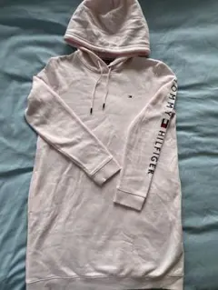【TOMMY HILFIGER】トミーヒルフィガー パーカーワンピース フード付