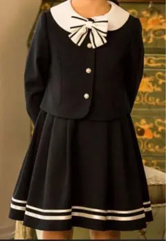 キャサリンコテージ　ライン入りスーツ　入学式　フォーマル
