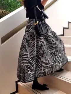 幾何学模様 ジャガード フレアロングスカート