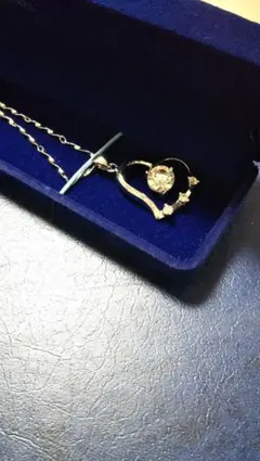 定価5万近く。スワロフスキー 新品未使用