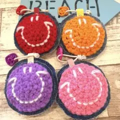 いちごパフェ☆808☆毛糸にこちゃんフラワーぷっくりキーホルダー4個セット いちごパフェ☆様専用808☆毛糸にこちゃんフラワーぷっくり