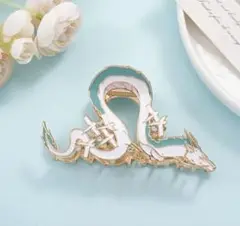 龍の姿のハク　ヘアクリップ　千と千尋の神隠し　アクセサリー