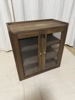 E*i様 レトロな木製キャビネット 3段棚