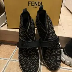 FENDI 靴　スニーカー