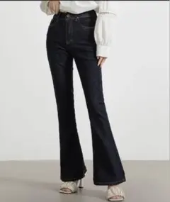 DAYCLOSETハイウエストフレア デニムパンツ レディース ダークネイビーのサムネイル