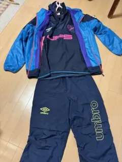 Umbro ピステ上下3点セット青・黒・ピンク