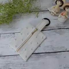 Item thumbnail for item 90bb0aa8-350a-47e8-9619-d9ef01e8a3f3