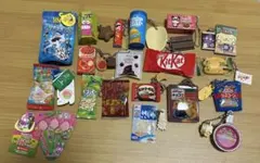 ガチャガチャ　ミニチュアチャーム　まとめ売り