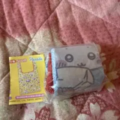 ハローキティ　ちいかわのハチワレコラボエコバッグ