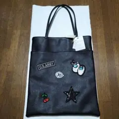 【HusHusH】トートバッグ 　黒　　　　　フェイクレザー　ワッペン付きのサムネイル