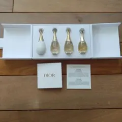 Dior ミニチュア香水セット 4本入り
