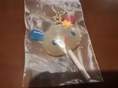 サンリオキャラクターズ　カラフルキャンディチャーム　ウサハナ