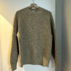 GU ニットセーター