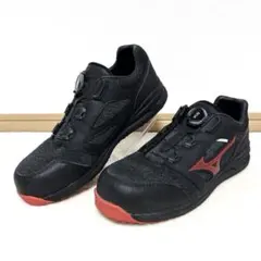残1点】LSIII74M 安全靴ハイカット（26cm/ブラック） Mizuno - メルカリ