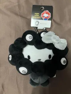 サンリオ　黒ミャクミャク　キーホルダー　カラビナ　キティ