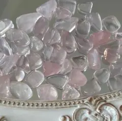 ★高品質★ローズクォーツ＊モザンピーク産さざれ 天然石 大きめ 100g