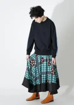 今季AW SACRA サクラ　ナローラインスカート 今季AW SACRA サクラ ナローラインスカート - メルカリ