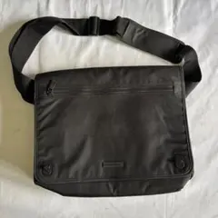 メルセデス ベンツ ショルダーバッグ 大容量