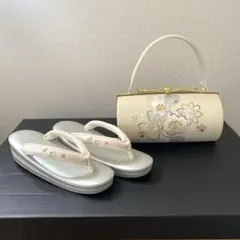 豪華ビーズパール刺繍　振袖バッグ草履セット　西陣帯地 アイボリ- 豪華ビーズパール刺繍 西陣帯地 振袖バッグ草履セット アイボリー